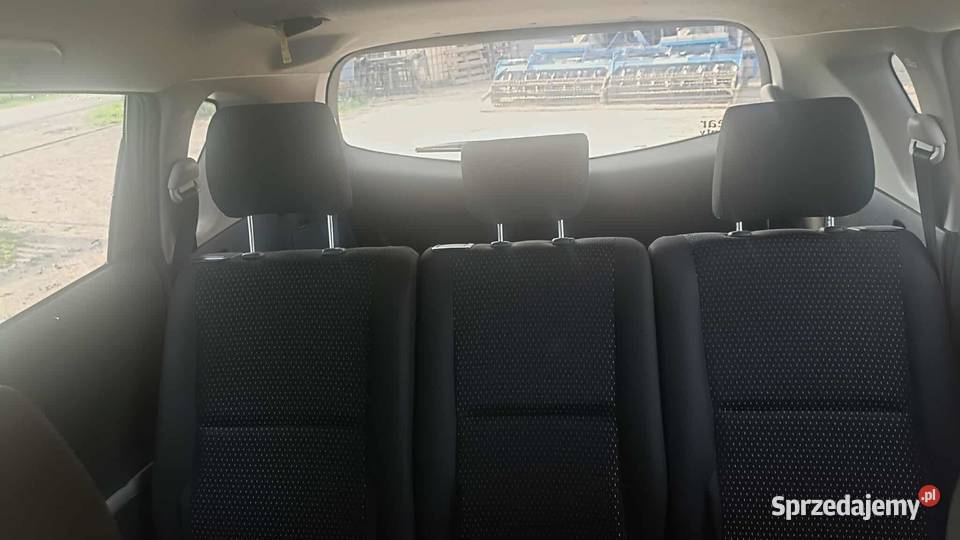 Toyota Corolla Verso 22 Zieliniec