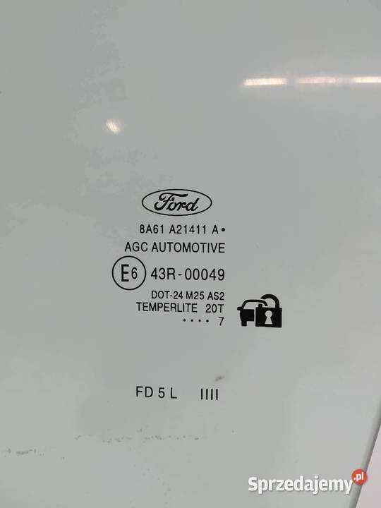 SZYBA DRZWI LEWY PRZÓD Ford Fiesta Mk7 20082016