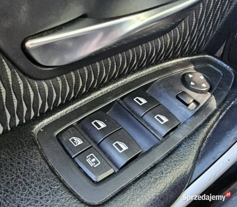 BMW 330 BMW 330D xDrive ładny stan 4x4 sedan F30 ESP Chełm Śląski