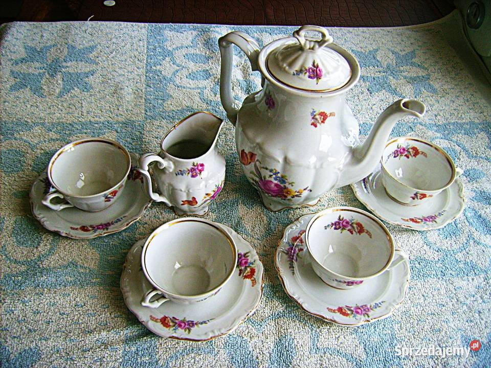 Zestaw kawowy Wałbrzych porcelana z PRLu z lat Porąbka