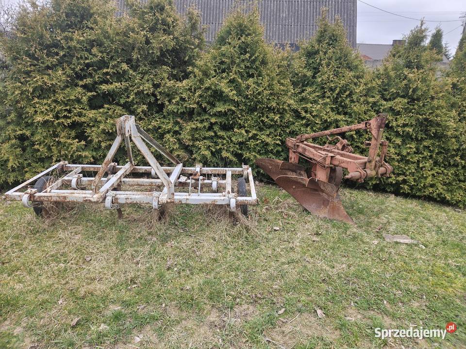 Pługi dwójki nieuszkodzony Mroczków Gościnny
