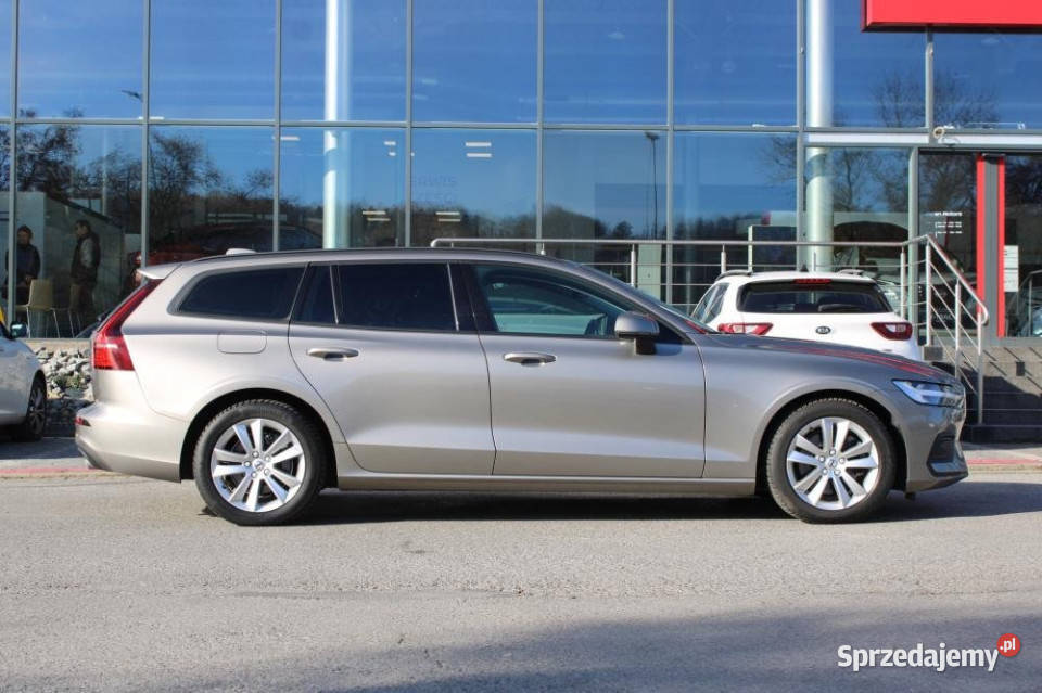 Volvo V60 2021r Czujniki Parkowania PT Skóra 1969cm3 małopolskie Kraków