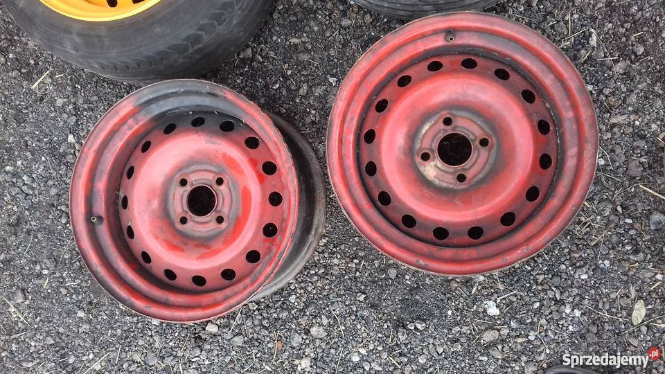 Szeroka stal 4x100 Radwanów-Kolonia