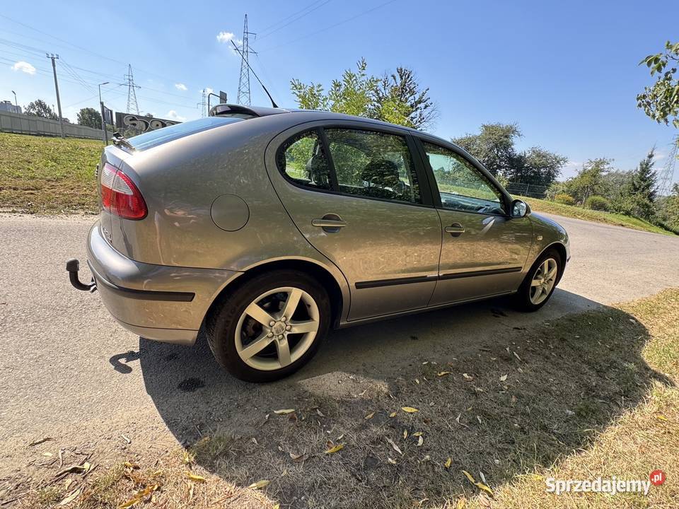 Seat Leon 1 19 TDI 110 produkcji 2005 szary podkarpackie Dębica
