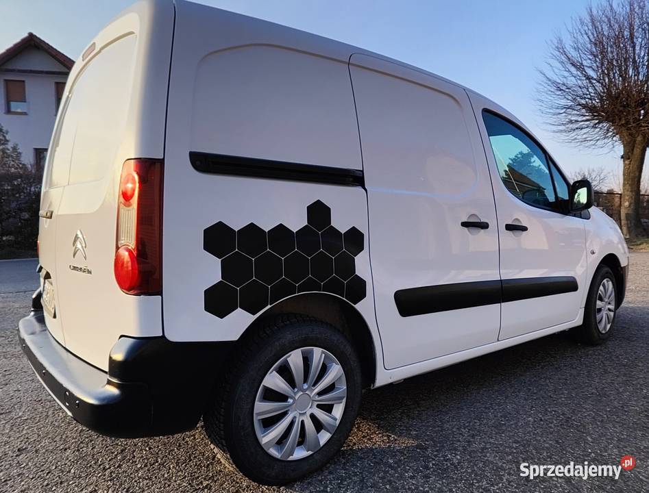 Citroen Berlingo 16 90 rejestracja 2015 salon diesel Chludowo