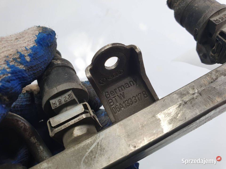 LISTWA WTRYSKOWA AUDI A3 8L 06A133317B osobowe Lipno