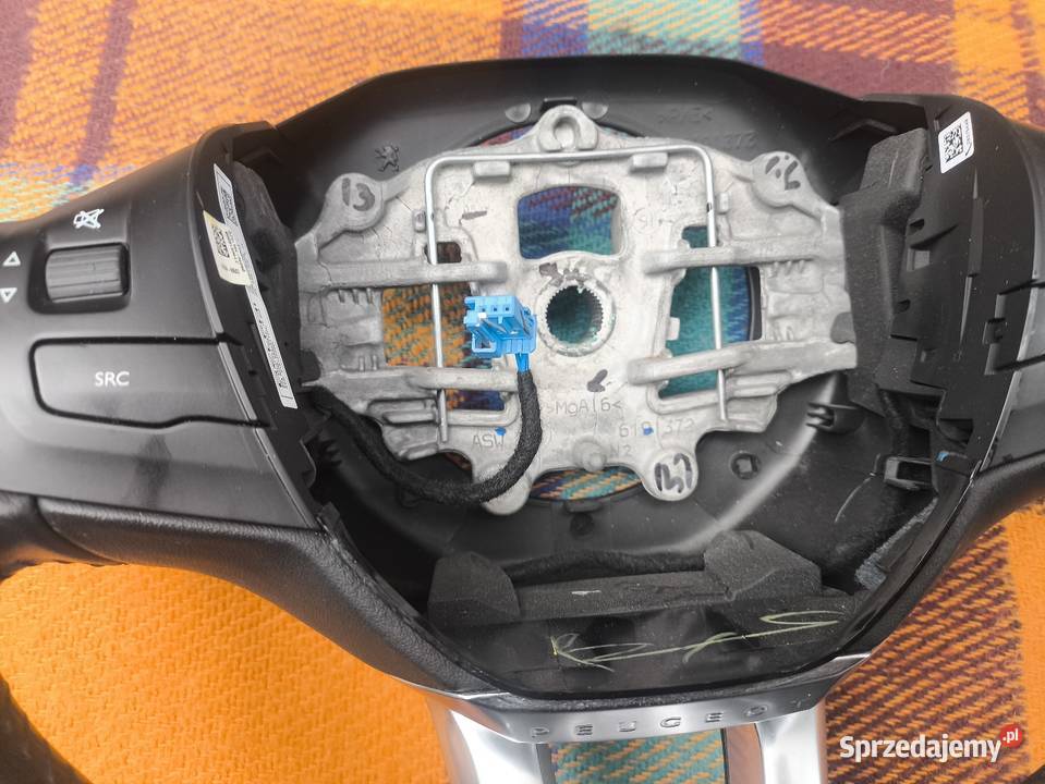 kierownice skórzana do peugeota 208 I Lift Chełmiec