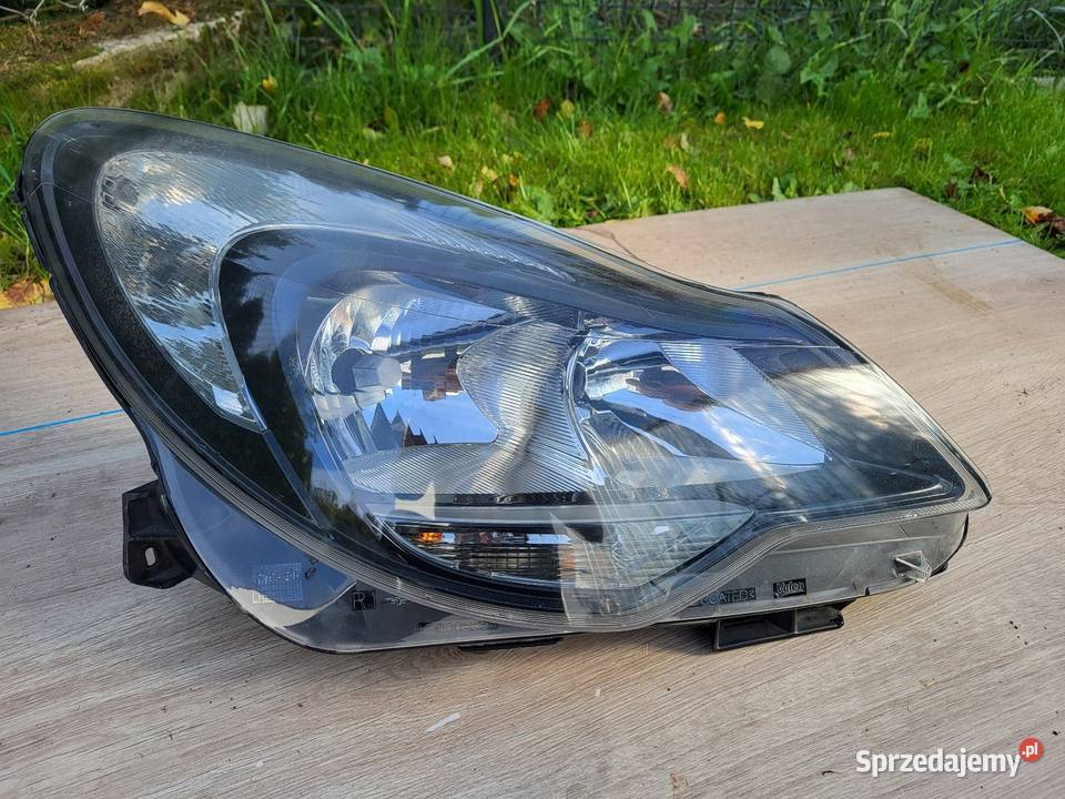 Opel Corsa D Lampa przód prawa WYSYŁKA wielkopolskie Pobiedziska