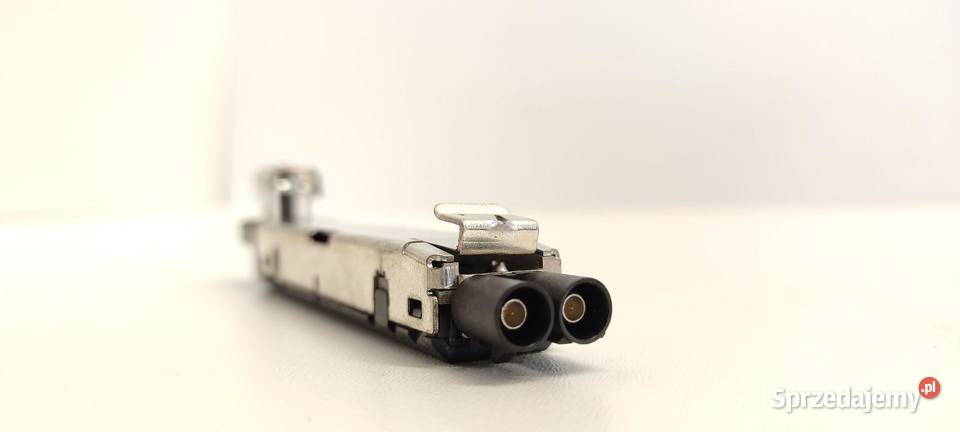 SKODA OCTAVIA III WZMACNIACZ ANTENY 5E9035577B osobowe