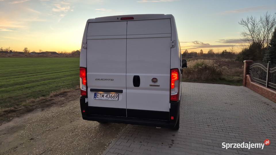 Fiat Ducato L3H2 krajowy bezwypadkowy niski Fiat łódzkie Tomaszów Mazowiecki