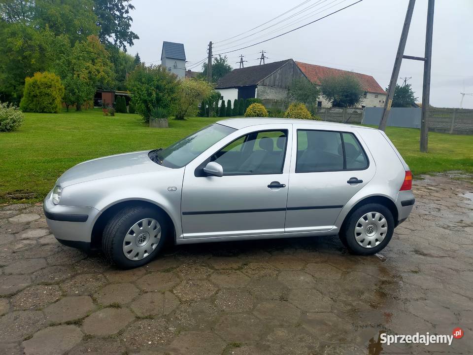 volkswagen golf 4 1400 benzyna 2003 VAT marża