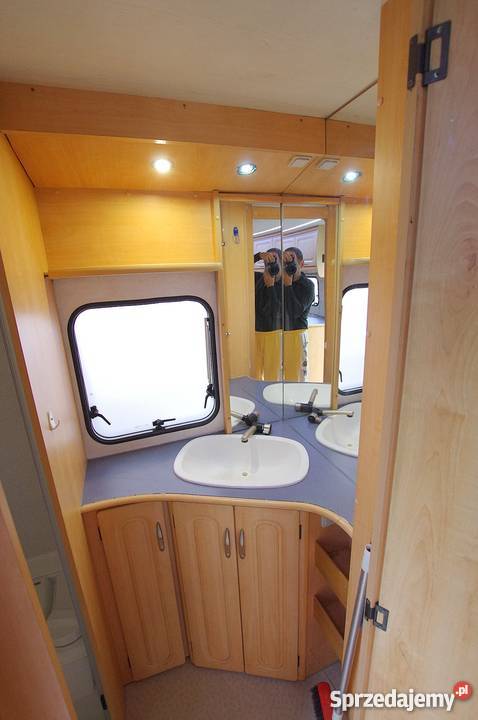 Przyczepa kempingowa 545 6 osobowa 1500 DMC Strzelin sprzedam