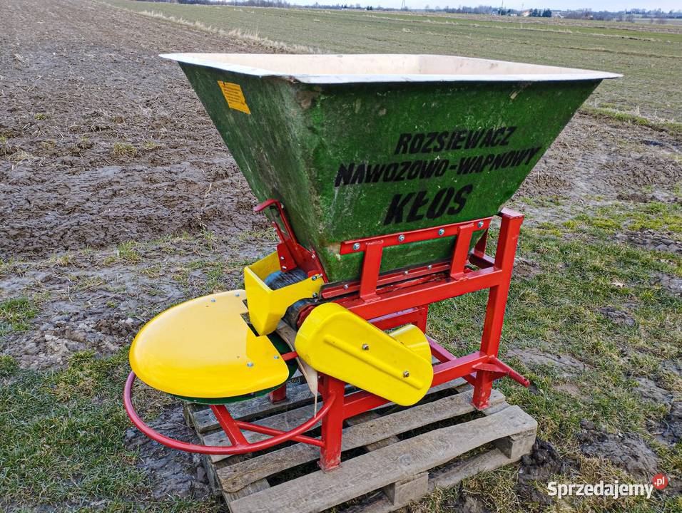Rozsiewacz Kłos N021 Rozsiewacze nawozów świętokrzyskie Baćkowice