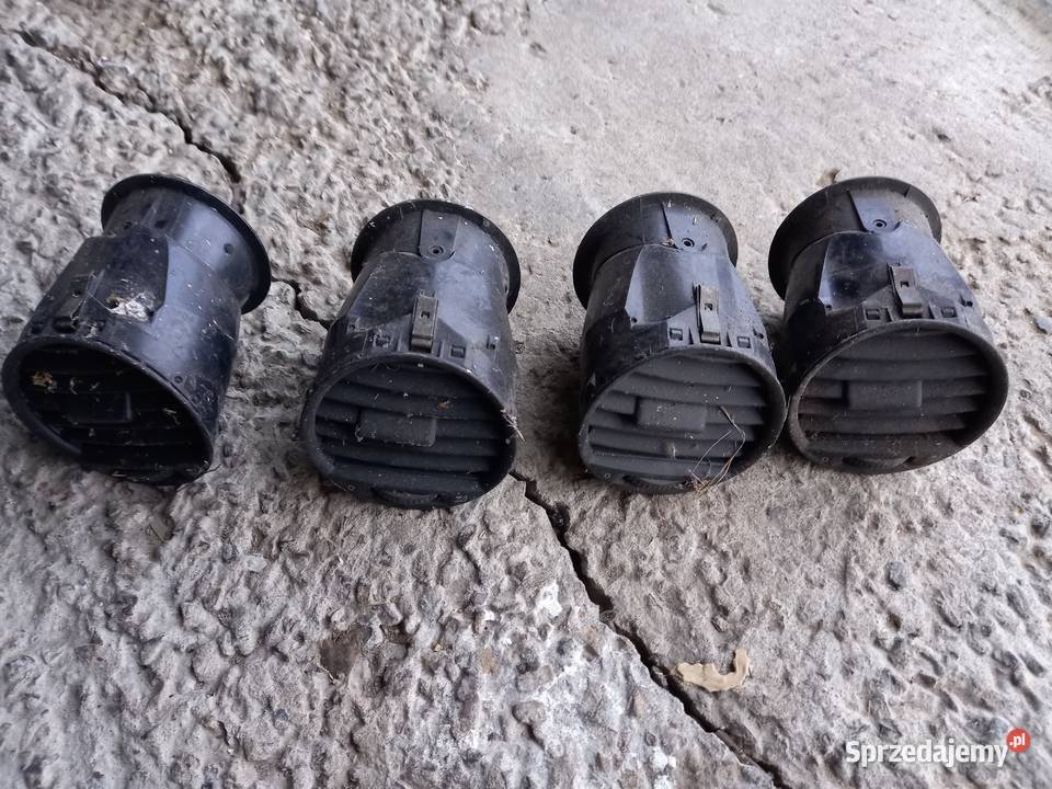 Vw Caddy III KRATKI NAWIEWU POWIETRZA KOMPLET Kratki nawiewu