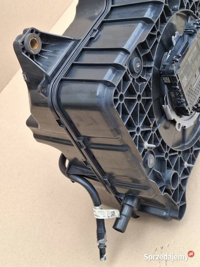 RENAULT TRAFIC III VIVARO TALENTO ZBIORNIK dostawcze Bieleń