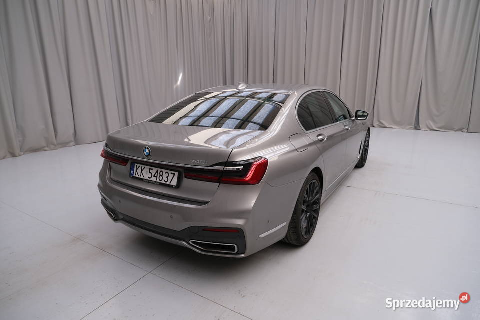 BMW 740i 2022 299800 ccm 333 Warszawa