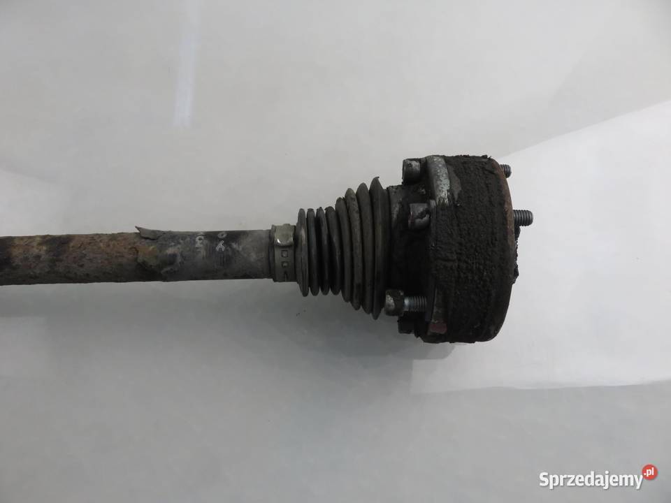 PÓŁOŚ PRAWA TYLNA VW GOLF V 20 TDI 16V Półosie Półosie sprzedam