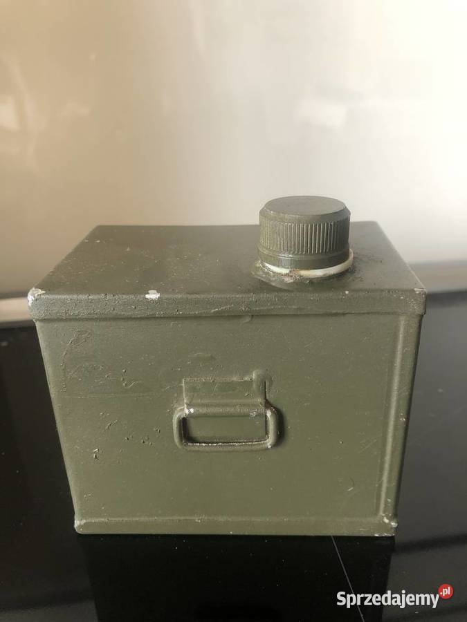 Pojemnik metalowy na alkohol etylowy vintage sprzedam