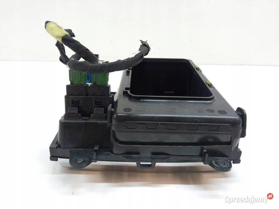 POPIELNICZKA GNIAZDO USB 12V PIANO BLACK świętokrzyskie