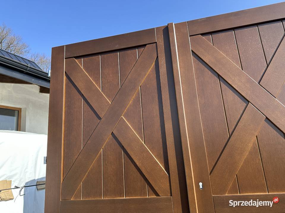 Drzwi zewnętrzne drewniane RĘKI brama garażowa
