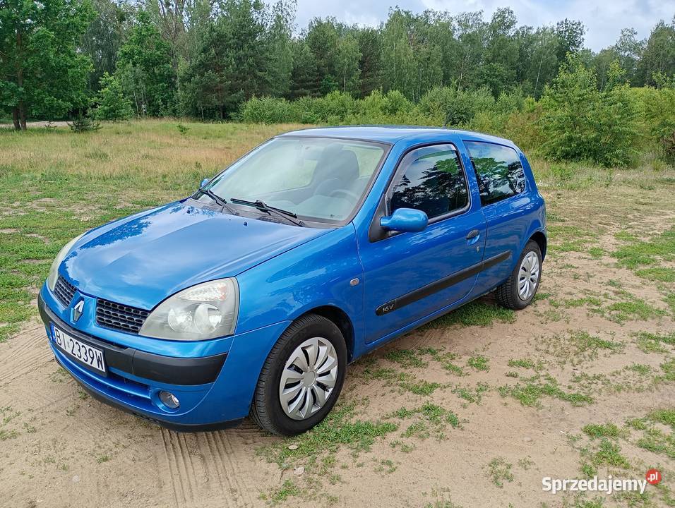 Renault Clio II 12 16V 75 2001r 236500