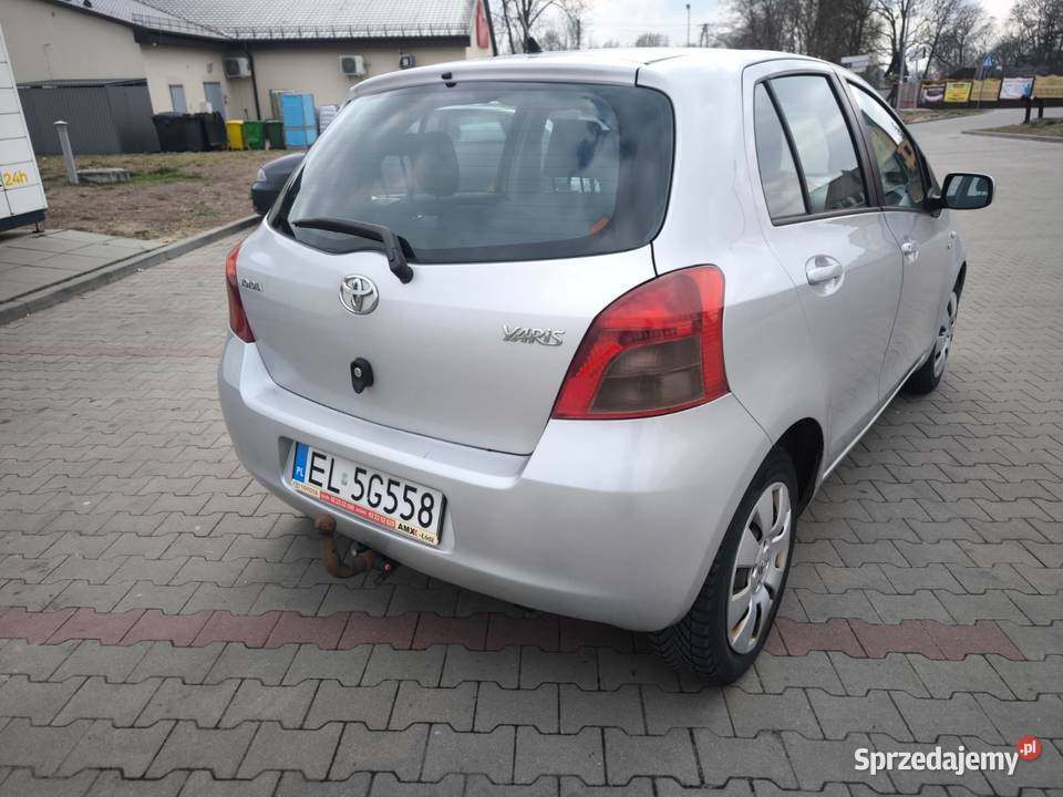 Toyota Yaris 14 D4D Super Stan Łańcuch rozrządu diesel łódzkie Wieluń