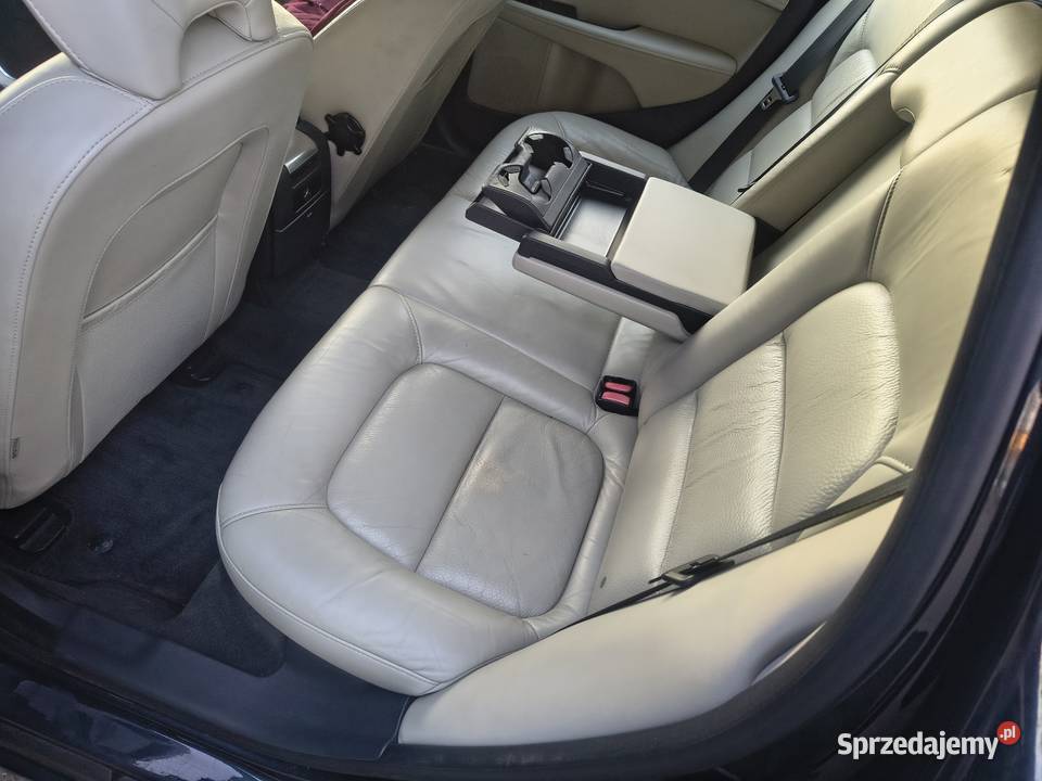 Volvo V70 16 HDI 2012 super Stan nieuszkodzony sprzedam