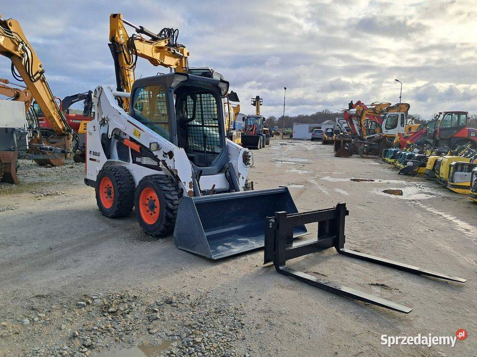 Miniładowarka BOBCAT S 530 14r 28t 130 S 100 220 Sułów