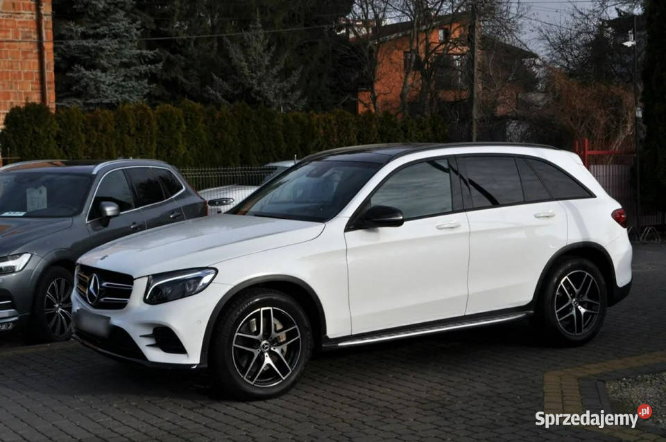 Mercedes GLC 250 MercedesBenz GLC 250 4MATIC AMG lakier metallic Warszawa