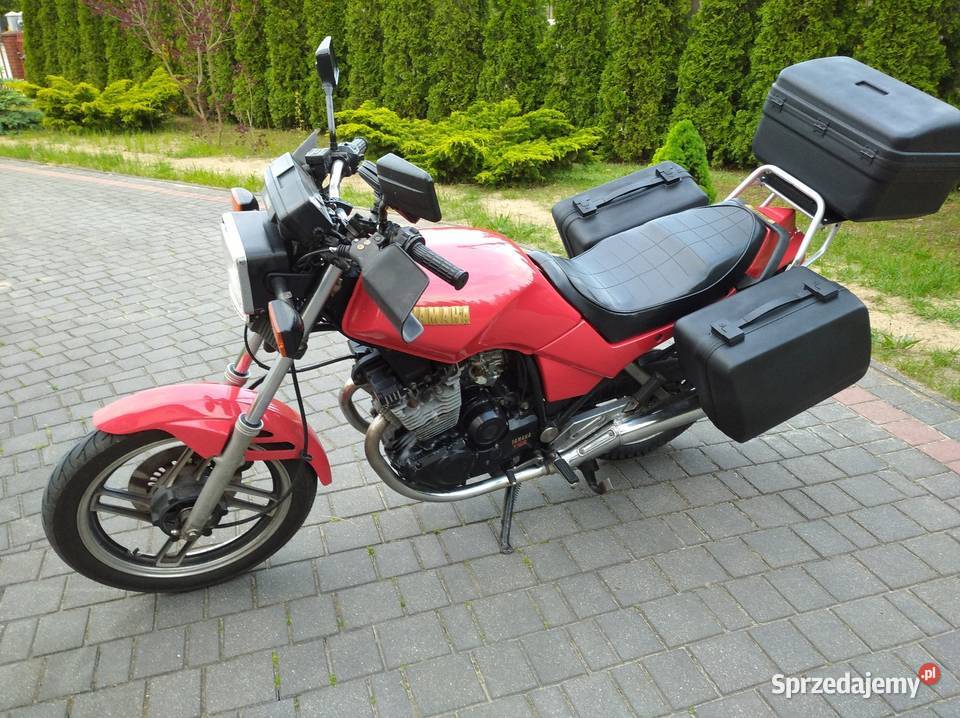Motocykl turystyczny Yamaha 400XS Szydłowiec