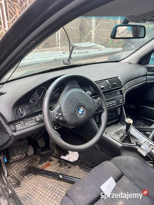 Samochody na części sprzedam