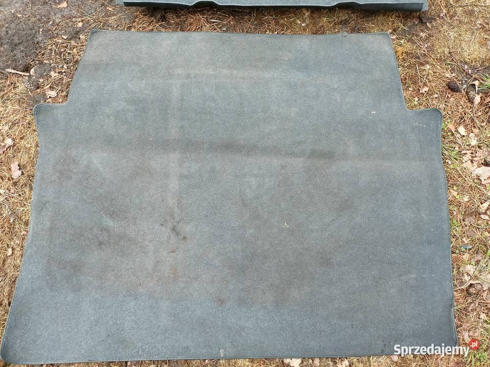 Mercedes W124 sedan wnęki wykładziny dywan Wyposażenie wnętrza Skarżysko-Kamienna