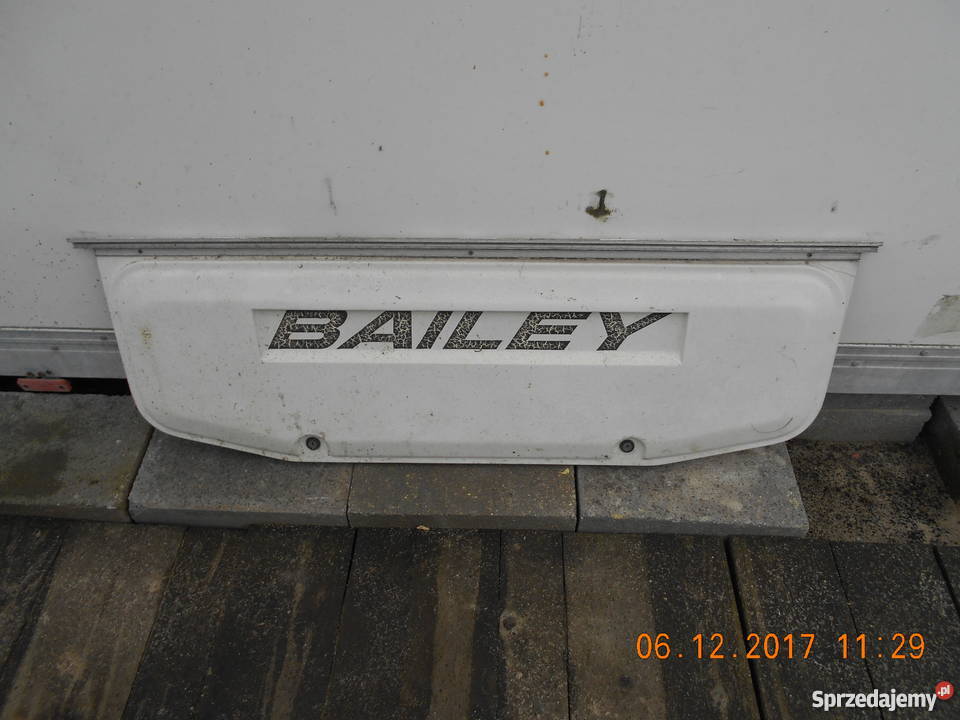 Klapa 114 x 40 angielskiej przyczepy BAILEY