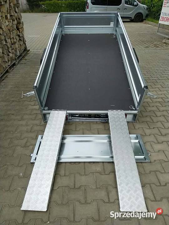 Przyczepa lekka uchylna z najazdami Martz Maxi Lublin