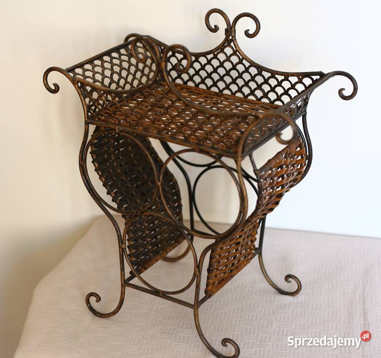 Duży metalowy stolik stojak na wina Gdańsk