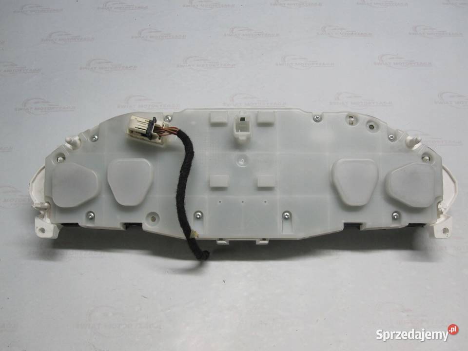 PEUGEOT 208 I 10 VTI 13r licznik zegary Wyposażenie wnętrza sprzedam