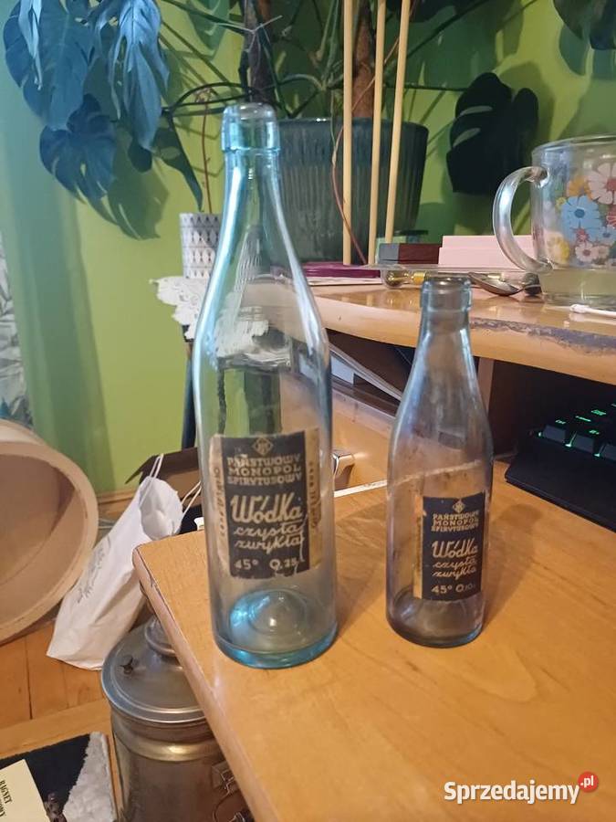 Butelki wódce lata 30 te