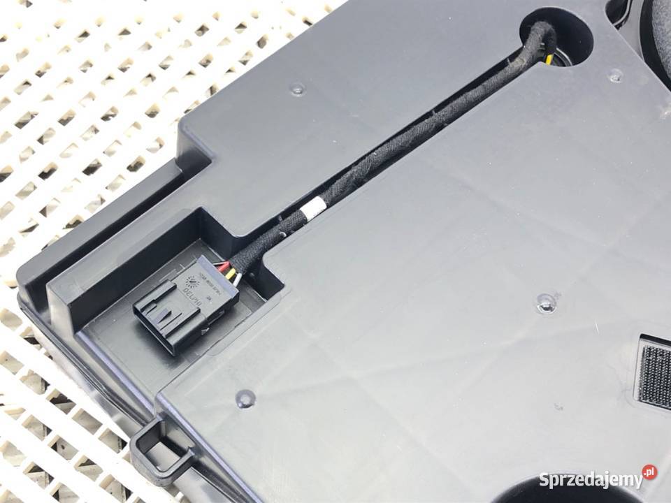 SUBWOOFER OPEL INSIGNIA A 13240963 Hatchback sprzedam