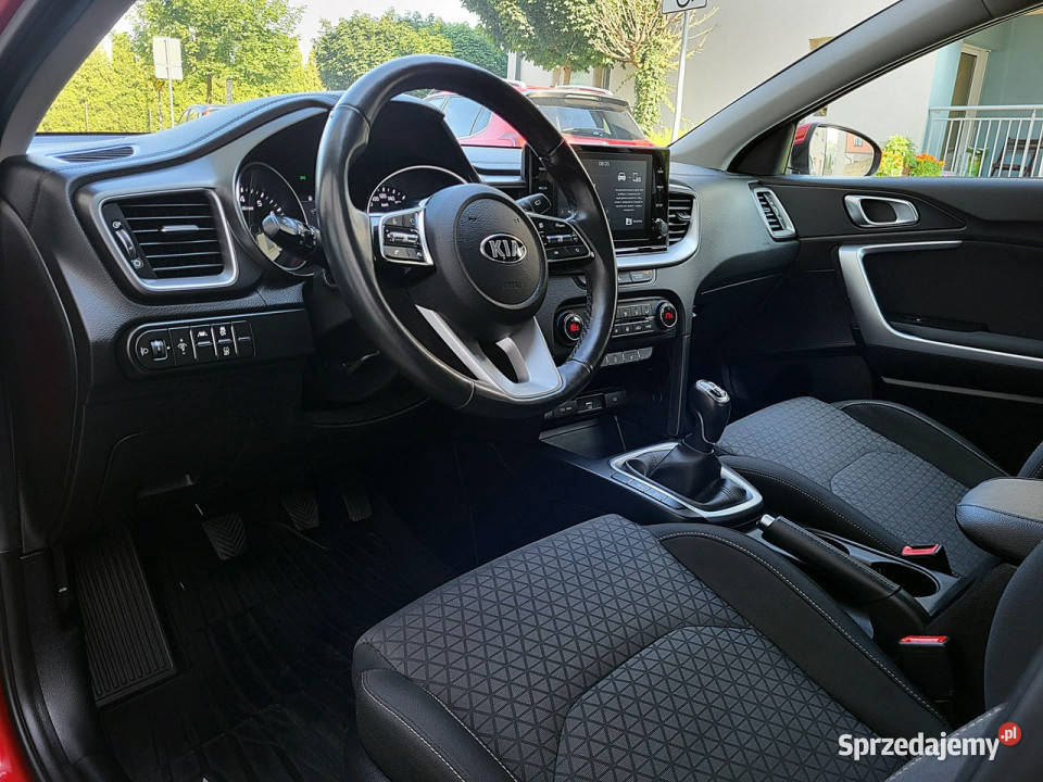 Kia XCeed serwis ASO hak bordowy XCeed śląskie Rydułtowy