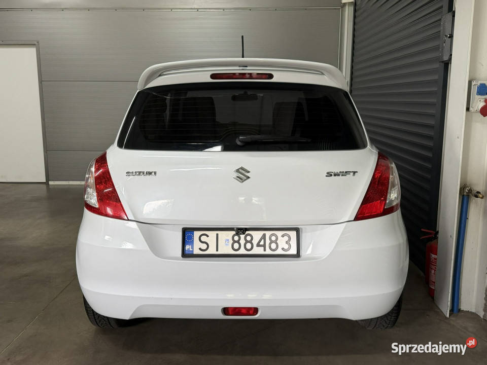 Suzuki Swift Bezwypadkowy 1WŁ Super stan Navi