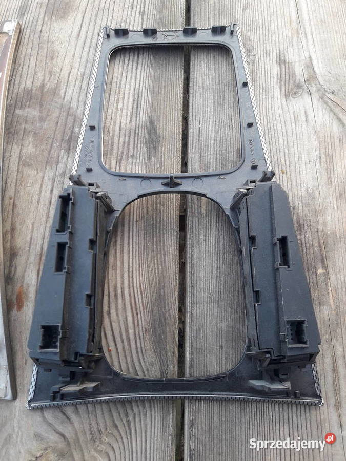 Mercedes W203 dekor drewno Gdańsk