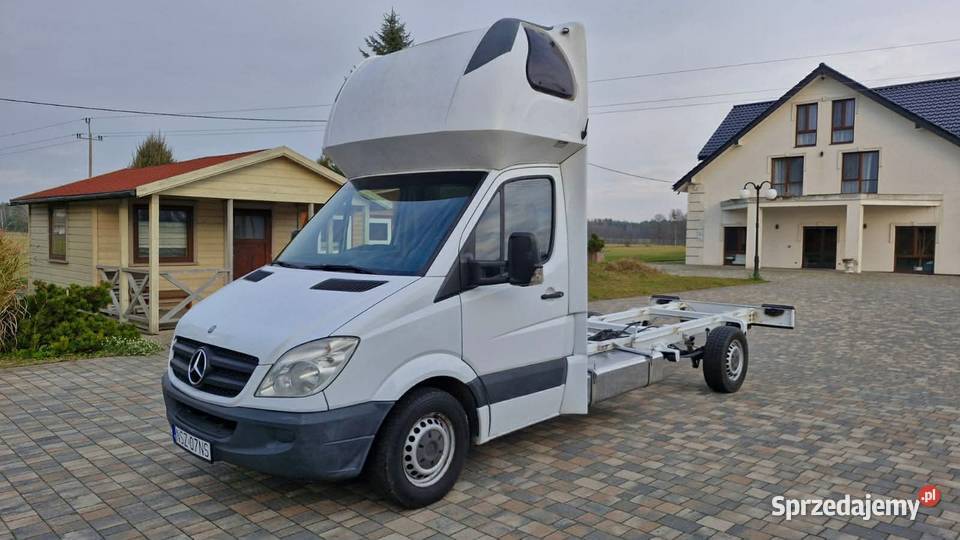 MercedesBenz Sprinter 30L Mercedes-Benz Rozogi