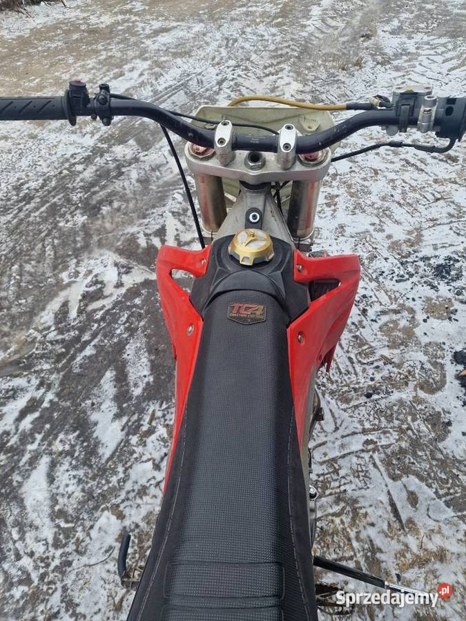 Cross 250 CRF 250cm3