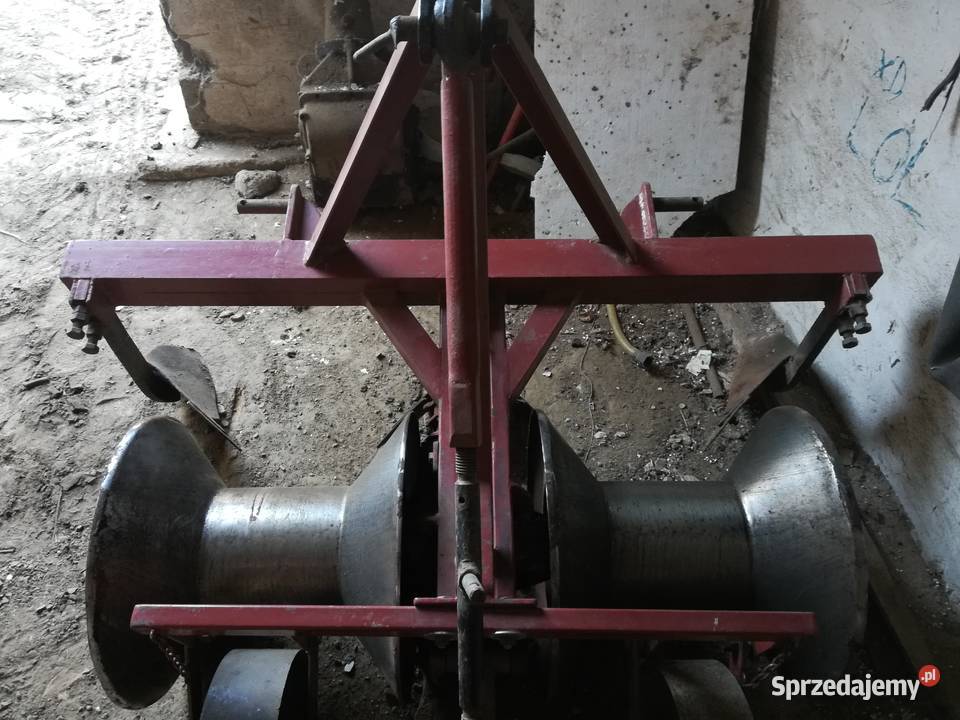Redliniarka formownica z siewnikami świętokrzyskie Kazimierza Wielka