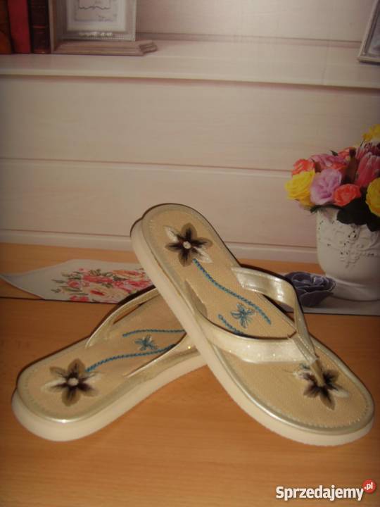 KLAPKIJAPONKI Z HAFTEM BEŻOWE LATO ROZMIAR 39 Rozmiar 39 Wrocław sprzedam