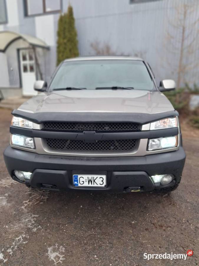 Chevrolet avalanche Z71 pickup 2003r 190 53 v8