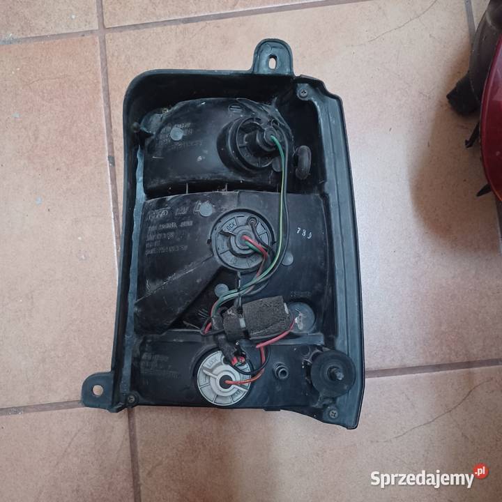 LAMPY LED PRAWY TYŁ MAZDA 323 STATION wielkopolskie sprzedam
