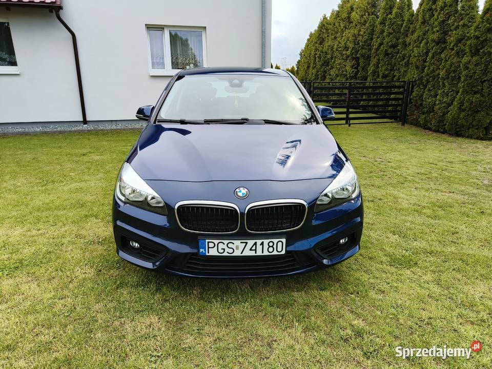 BMW 218i F45