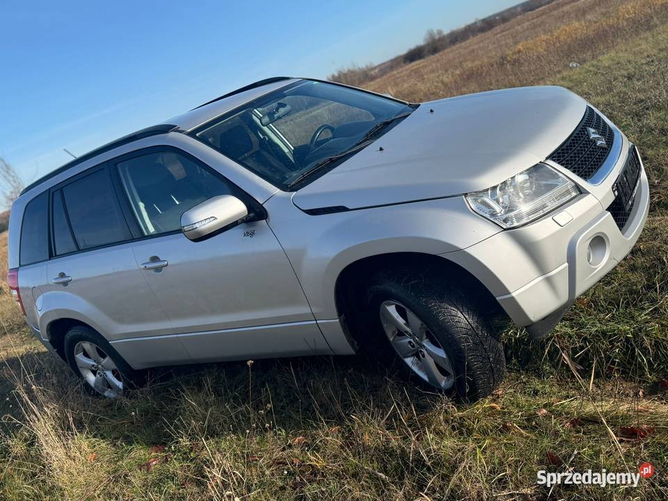 Suzuki Vitara 4x4 24 benz bogata oplacona 169KM Starachowice