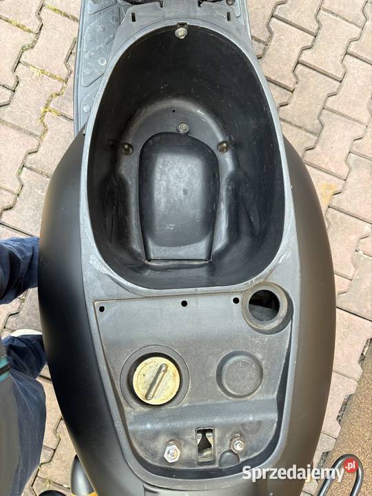Zipp Triad 49cc 2006 pali na dotyk odmalowaniu Zipp Motoryzacja małopolskie Nowy Sącz